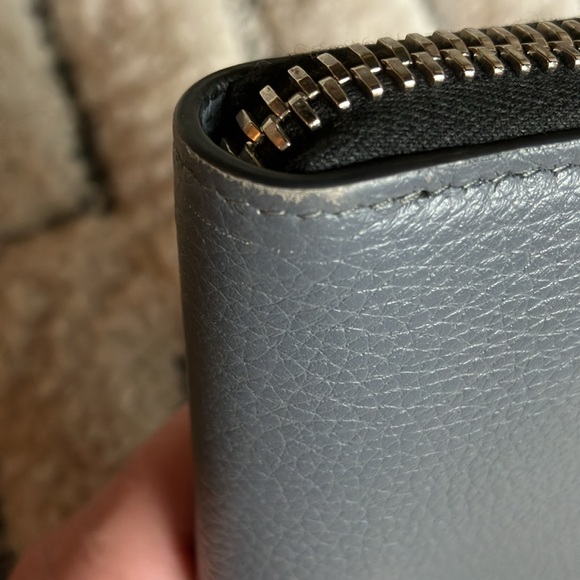 Christian Louboutin wallet red and grey RARE - Picture 5 of 13